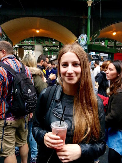 prosecco spritzer at borough market